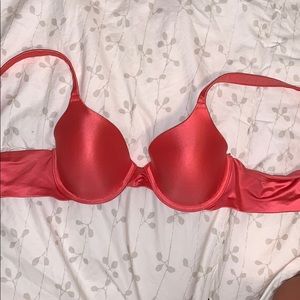 Hanes Barely There Bra